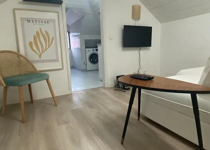 Vibrant Iii Διαμέρισμα *